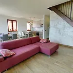 Robinia By Interhome *